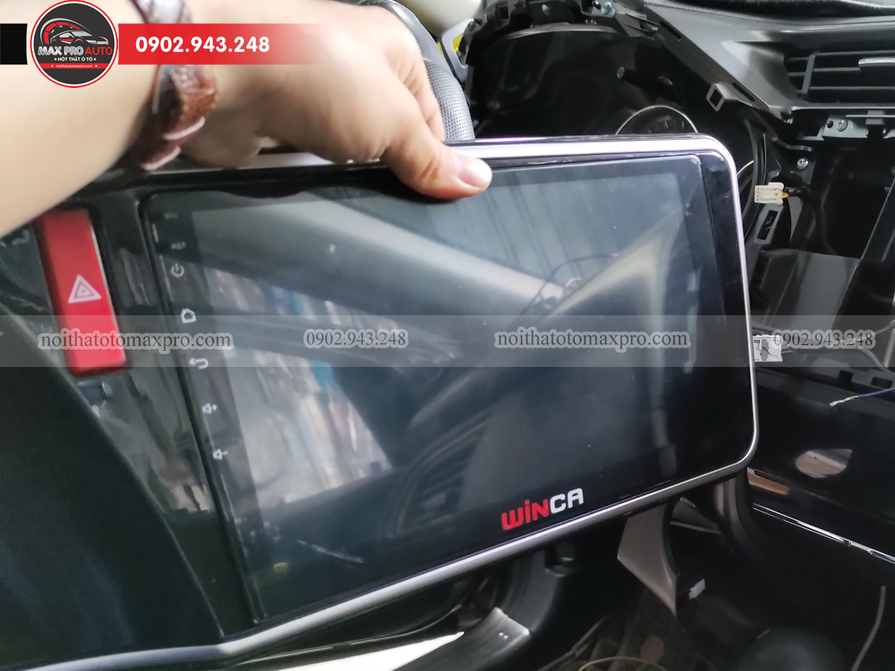 Màn hình được lắp đặt tại Maxpro Auto