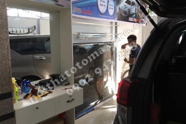 Dán Phim Cách Nhiệt Xe Toyota Innova