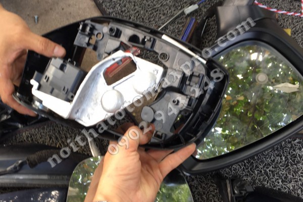 Sửa Lỗi Gập Gương Cho xe Mazda